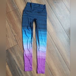 K-Deer Sneaker Length Leggings, Cascade, Size XS